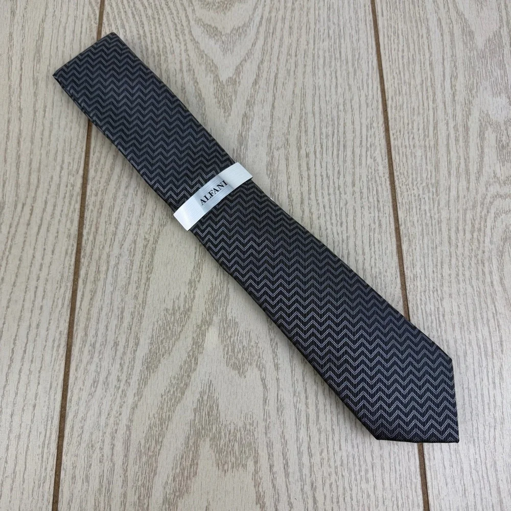 738 Alfani Men's Tie Abstract 001 Black $55 Chevron Polyester 1afc24-1006